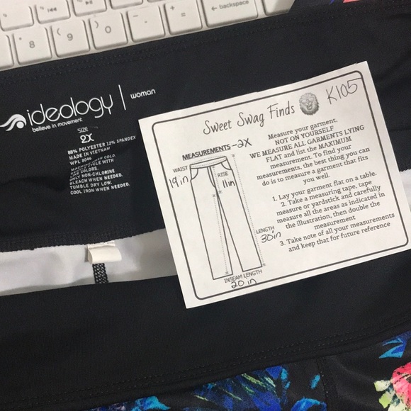 Plus Size Ideology Cropped Mesh Leggings like New - Picture 3 of 3